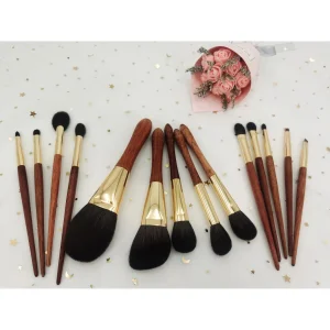 Sandalwood Makeup Brush Set