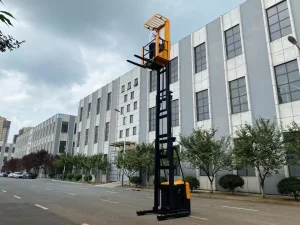 Battery Electric Level Order Picker Forklift 1000 Kg Warehouse