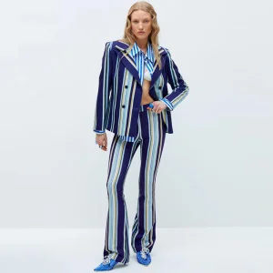 Plus Size Women's Fashion Blazers with Notched Lapel and Stretch Fabric for Comfort Fit Blazers Ladies Women