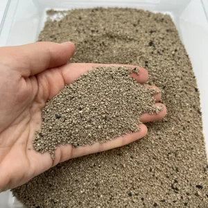 Fácil de colher, durável, forte, absorvente, forma de bola, partículas de carbono ativado, mineral natural à base de sódio, areia para gatos de bentonita triturada, acessórios para animais de estimação