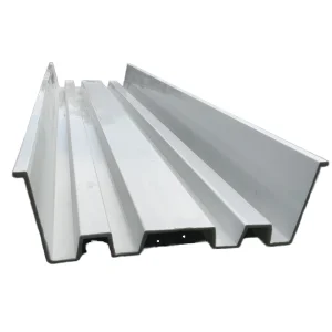 Large Food Grade PVC Vertical Hydroponic Gutter Grow System for Strawberry Cultivation in Solar Agricultural Greenhouses White