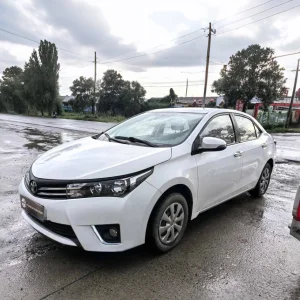 2017 Toyota- Corolla 1.6 Gl Gasoline Original Compact Car Daily Commuter Vehicle Used Car