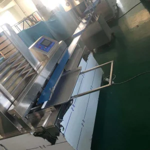 خط إنتاج كعك الخبز بنظام التحكم PLC