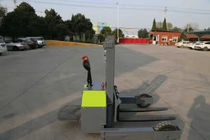 off Road Stacker Pallet Truck 2t All Terrain Fully Automatic Lift Height 3m Stand on Electric Stacker