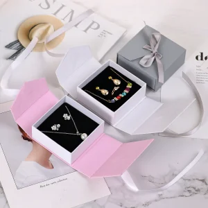 Wholesale Luxury Cardboard Gift Box