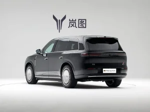 Voyah Taishan: Luxury SUV with Plug-in Hybrid Technology and Spacious Design