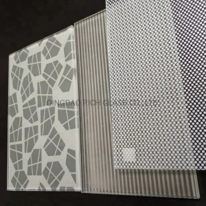 China Supplier Silk Screen Printing Glass Decoration Glass Customized Color Print Logo