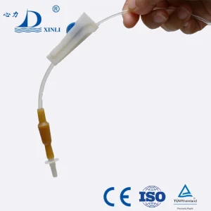 Juego de infusión estéril de Luer Lock de venta caliente, juego IV médico desechable para infusión intravenosa con aguja