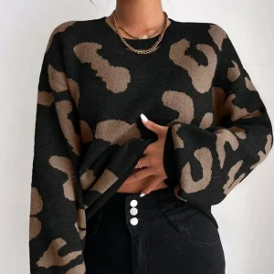 Save Hot Sale Custom Size Women's Autumn Winter Sweater Long Pullover Button Casual Knitted Top for Women