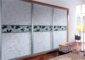 Modern Design Customized Wardrobe PU Series Sliding Door Br-Su003