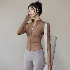 سترات يوجا بياقة واقية للنساء