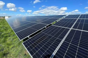 Solar Monocrystalline Silicon Solar Pump for Agricultural Irrigation Using Solar Energy System