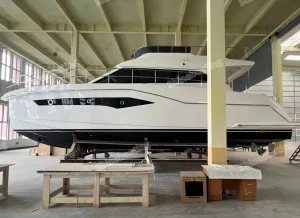 Shine 50FT Luxury Yacht Custom Fiberglass Boat Super Motor