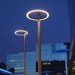 Minimalist Aluminum Outdoor Lamp
