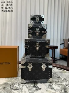 4-in-1 Trunk Set