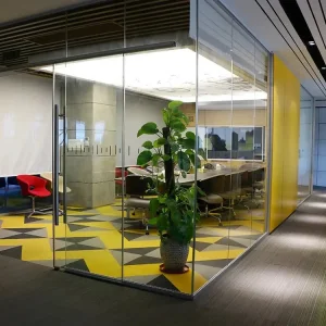 New Design Clear Tempered Glass Acoustic Office Partition Room Division Kitchen Separation Wall