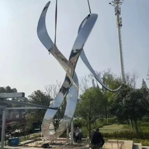 Stunning Public Landmark Art Sculpture for Urban Spaces