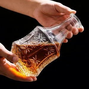 High Quality Luxury 25oz 27oz Glass Spirits Bottle Vodka Gin Rum Liquor Whisky Decanter with Glass Lid