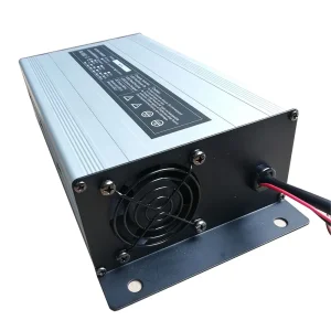 Carregador de Bateria 96V 5A