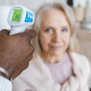 China Medical Clinical Portable Digital Laser Fever Temperature Non-Contact Baby Adult Electronic Forehead Infrared Thermometer