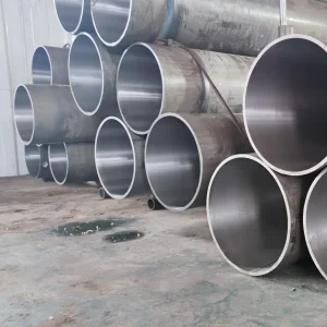 ASTM A335 P11/P22 Alloy Steel Pipe - Heat Resistant, for Refinery &amp; Petrochemical Piping Systems