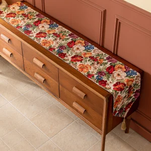 Quality Festive Tablecloth Featuring Unique Decorative Tablecloth for Celebrations