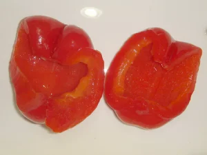 Almendras con pimiento rojo