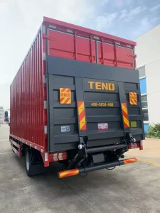 Portable Hydraulic Truck Lift for Easy Vehicle Access and Service