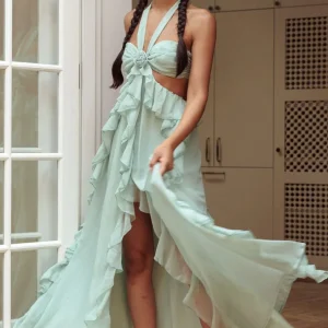 Lady's Mint Green Chiffon Halter-Neck Sexy Backless Layered Ruffled Skirt Stylish Women's Holiday Beach Party Maxi Dress