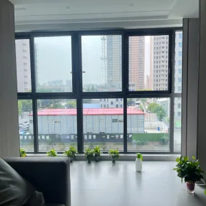 Ventana deslizante de aluminio triple acristalada al por mayor de fábrica de China para casa