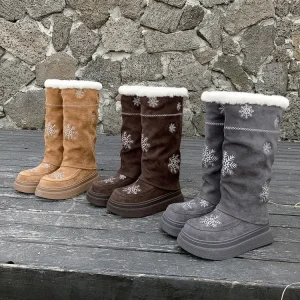 Wool Knee-High Boots for Finland