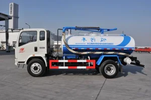 Sinotruk HOWO Special Purpose Vehicle Sewage Suction Truck