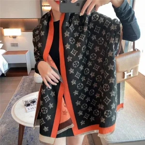 China Factory Fashion Women Brand Original Winter Premium Quality Custom Scarf 1: 1 Wholesale Designer AAA Distributors Replica