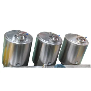 Food Grade Sanitary Round Vertical Beverage Mixing Machine / Juice Blending Machine / CIP Cleaning System