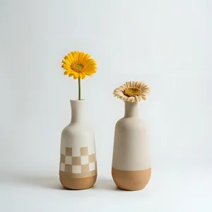 China Minimalist Cream Beige Ceramic Small Floral Display Vase Set VDLK5181 Manufacturers, Supplier