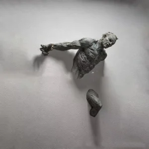 Modern Life Size Art 3D Wall Sculpture Bronze Climbing Man Statue Human Statue
