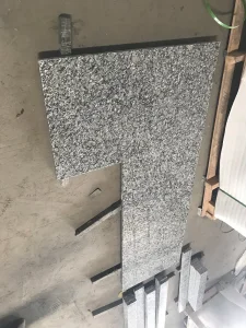 China Wave White Granite Prefabricated Countertop for Kitchen