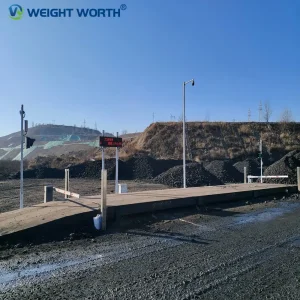 Smart Truck Weighing Solution Featuring Traffic Lights and Cameras