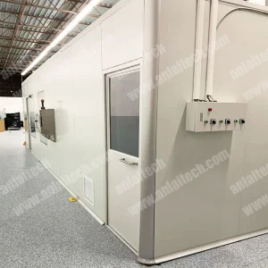 Modular ISO 7 Cleanroom Booth
