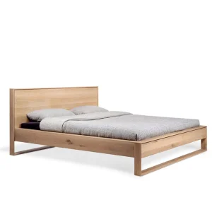 Cama de dormitorio de madera de roble de diseño en forma de II nórdico personalizada de tamaño único y tamaño doble rey