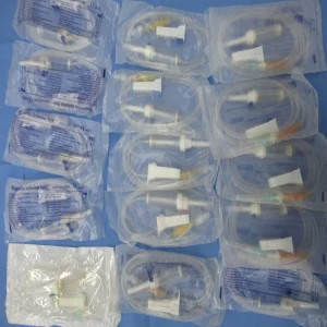 Set de infusión IV de un solo uso con materiales de alta calidad para uso médico
