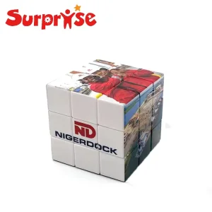 هدية ترويجية مصممة حسب الطلب 3X3X3 مكعب سحري صغير بحد أدنى للطلب 5.7cm لعبة أحجية إعلانية بشعار