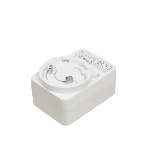 UK Us Au EU Ar Cn USB Fast Chuarger Plugs All in One 15W AC DC 12V 1A Interchangeable Power Adapter with 59*41*28.5mm DC Plug