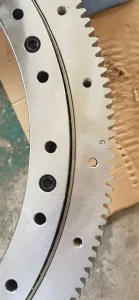 China Factory Good Price High Load High-Precision Carrying Slewing Bearing External Gear Slewing Bearing