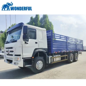 Sinotruk HOWO 10 15ton 4X2 6 Wheel Weichai Refrigerated Cooling Freezer Ice Cream Milk Meat Food Box Cargo Food Transport Refrigerator Van Truck