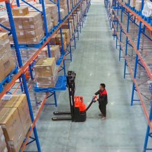 Mumbai Reach Stacker