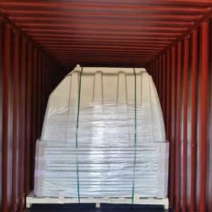 Heavy Duty Individual Calf Hutch with Ventilation and Feeding Fence