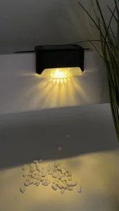 Luz solar para escaleras exteriores