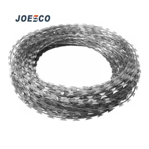 Strong Defensive Rust-Proof Iron Wire Galvanized Razor Barbed Wire in Stock for Anti-Piracy Single Type Pierced Blade