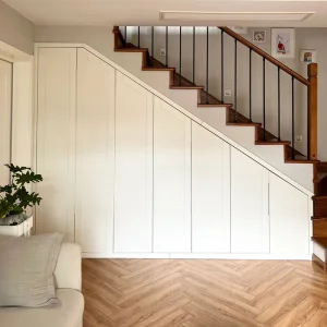 High-End Design Custom Metal Storage Cabinet Stainless Steel Constant Temperature Wine Cellar Club Bar Wine Cabinet Furniture